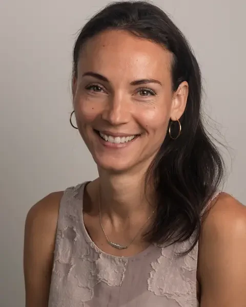 Danielle (Dee), gold and silver buyer at MINTY