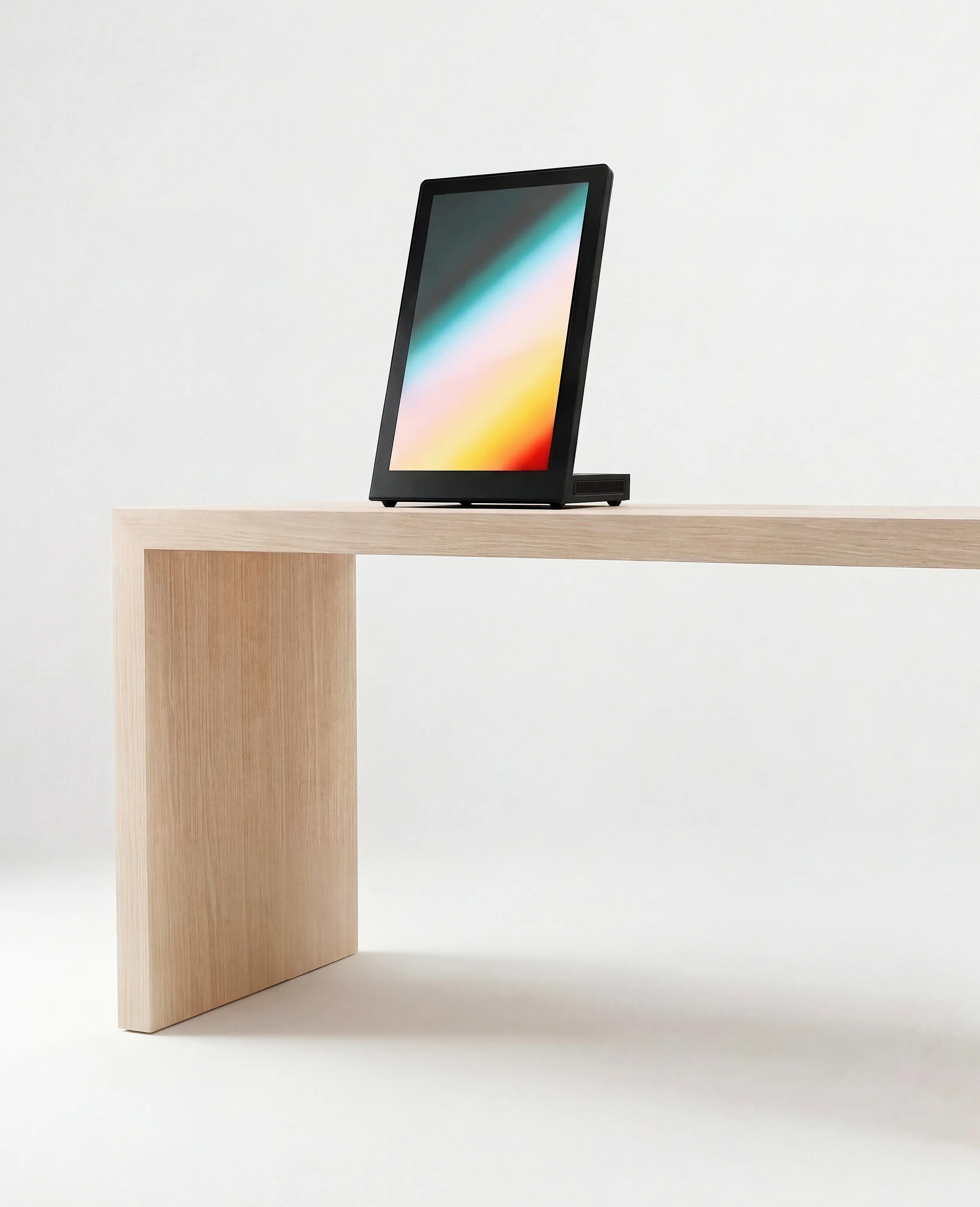 Lysekil Touch Display Front