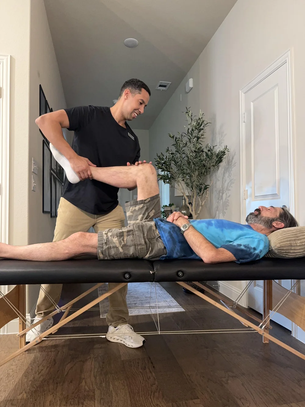 One-on-one in-home physical therapy after hip or knee replacement