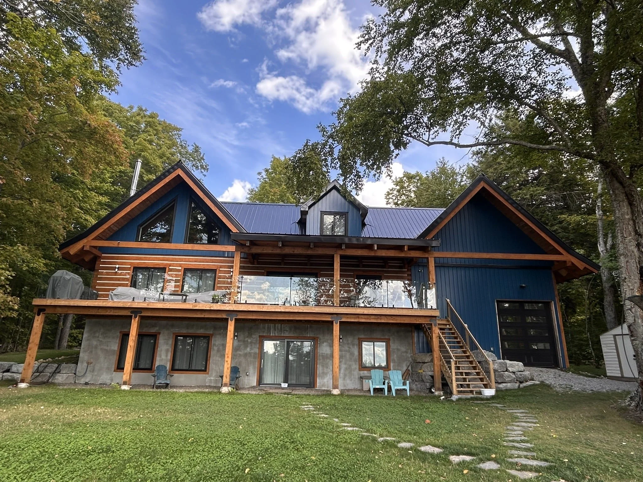 EcoLog Blue Lake home