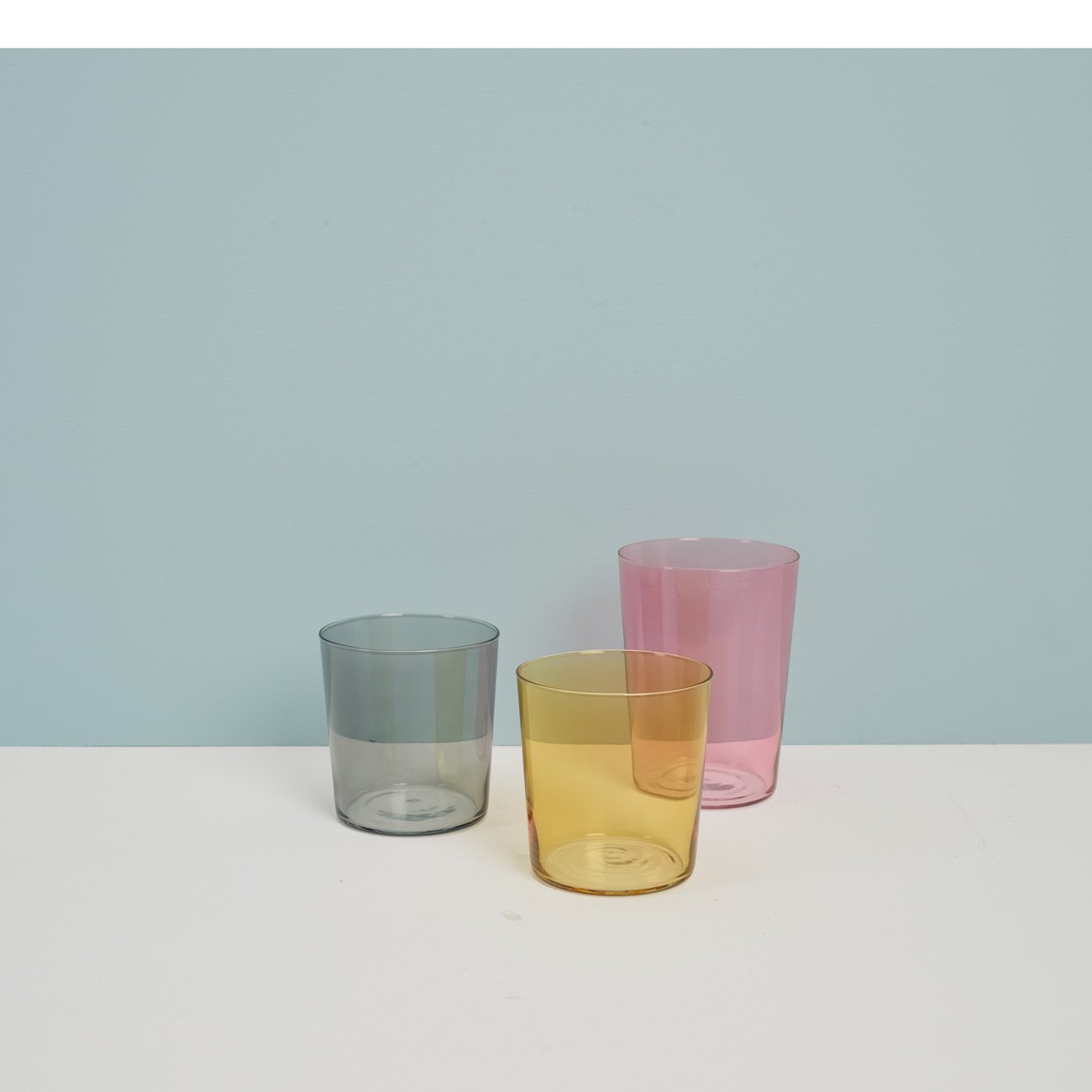 Dominguez retouching for Square Retail