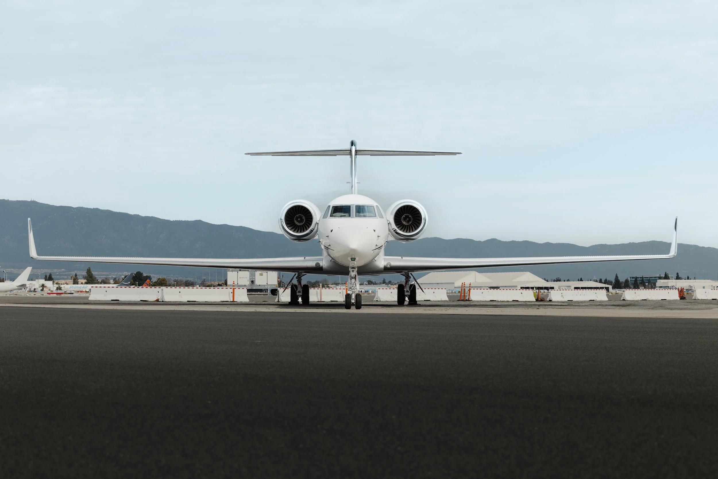 Gulfstream jet viewed head-on