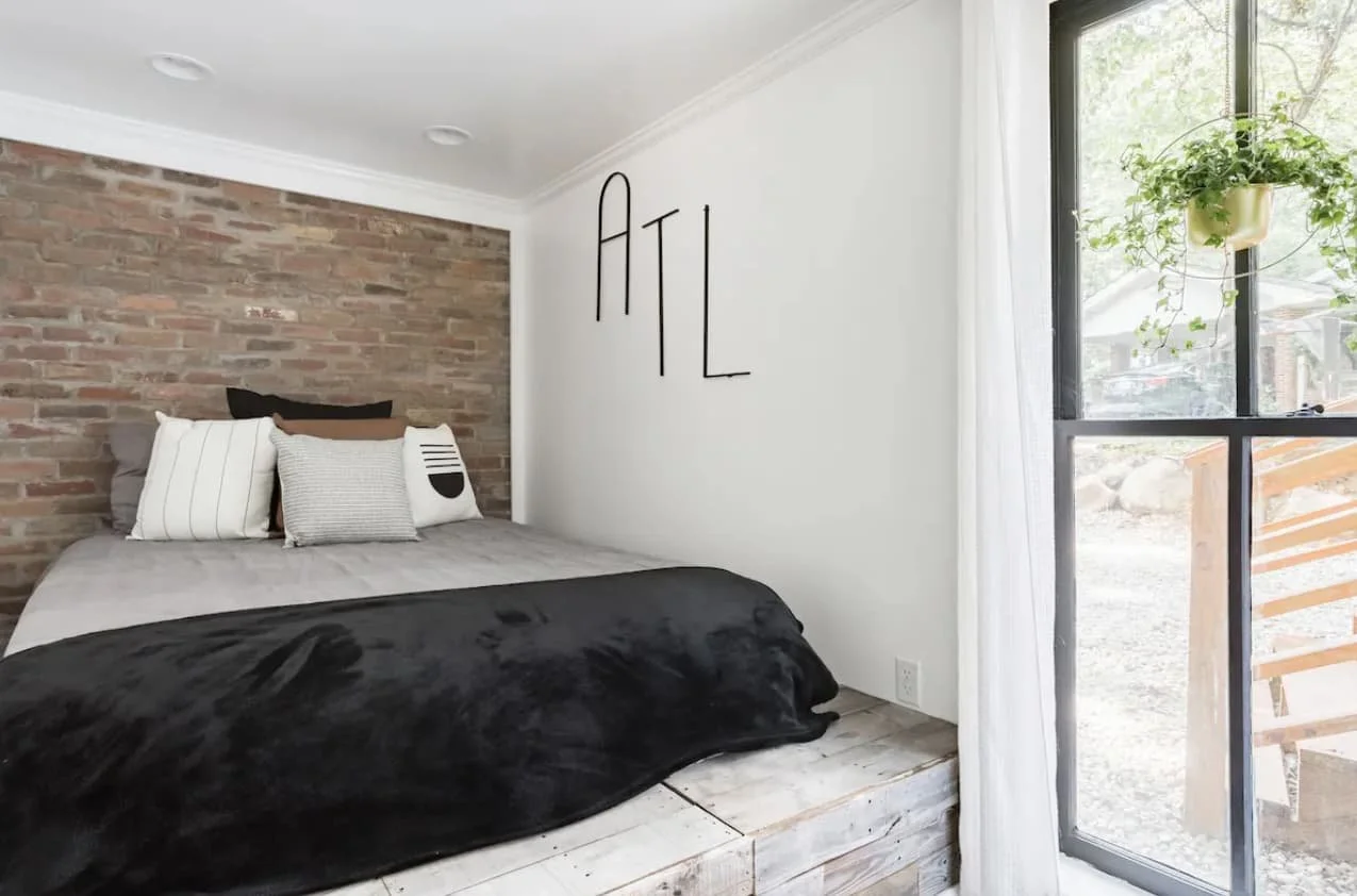Historic Bungalow Retreat at Maxam East Point Atlanta - image 3