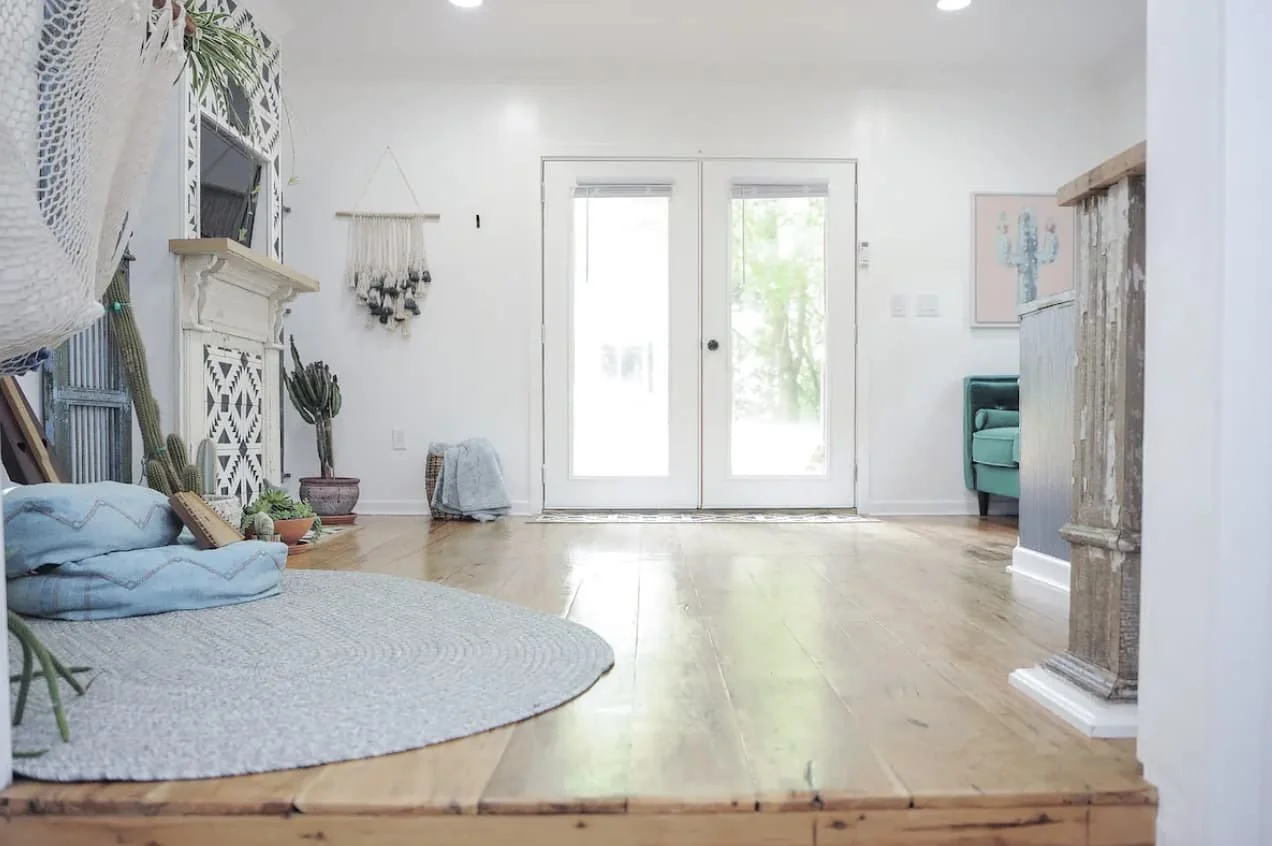 Cozy Tiny Home with Fire Pit & Hot Tub at Maxam East Point Atlanta - image 3