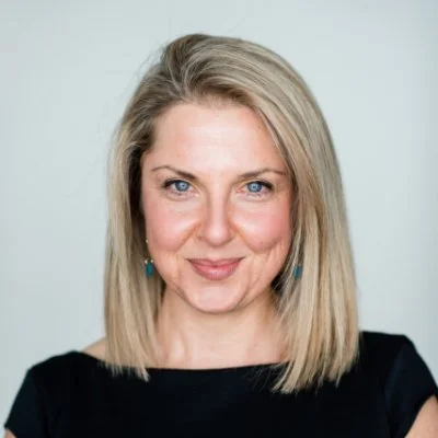 Dr Amy Silver