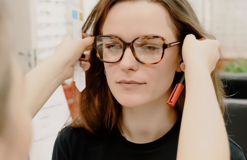 Target Optical