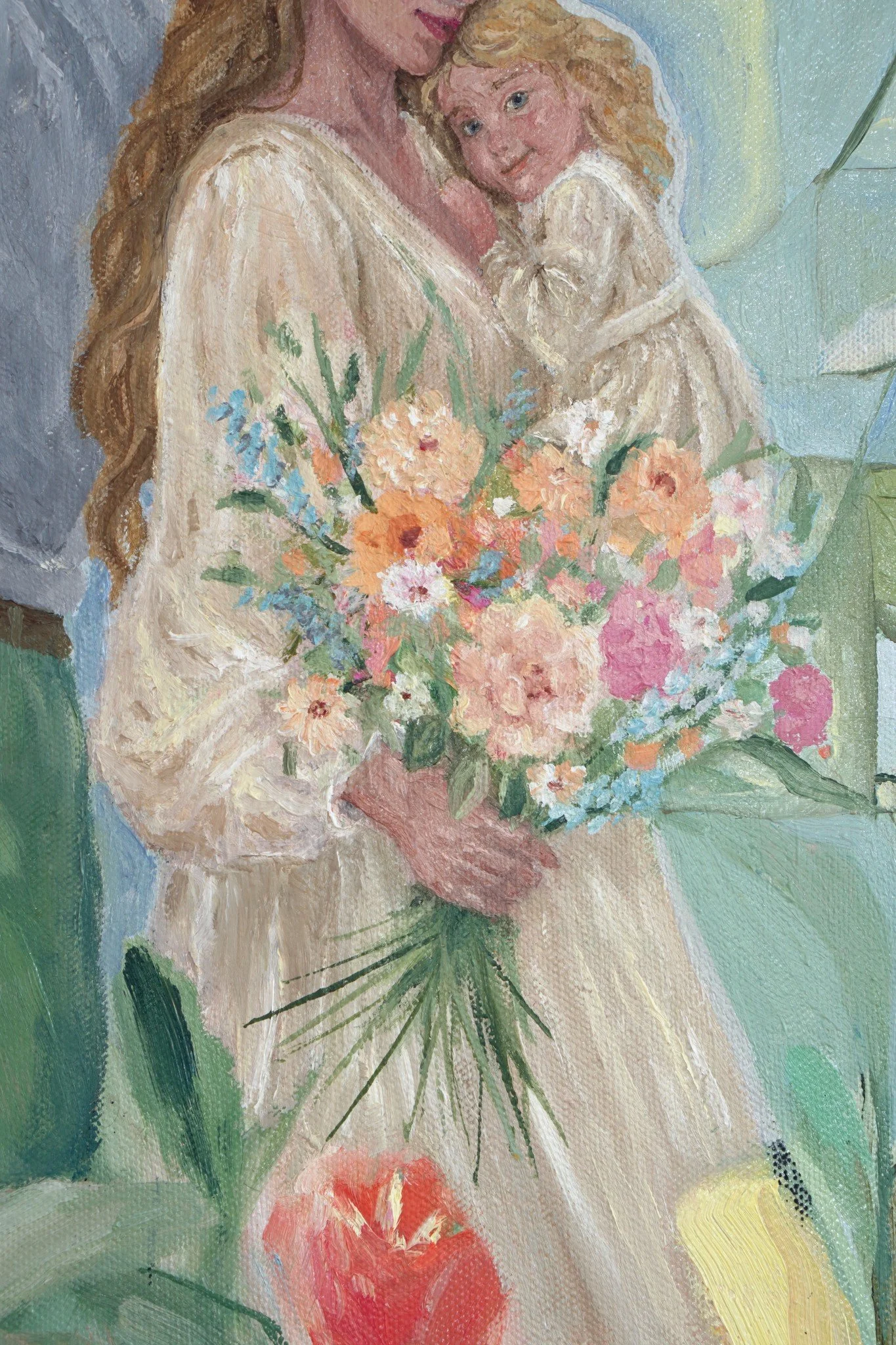 Die Mutter mit dem Kind auf dem Arm, davor der große Strauß aus Pfingstrosen, Nelken und blauen Blüten.
