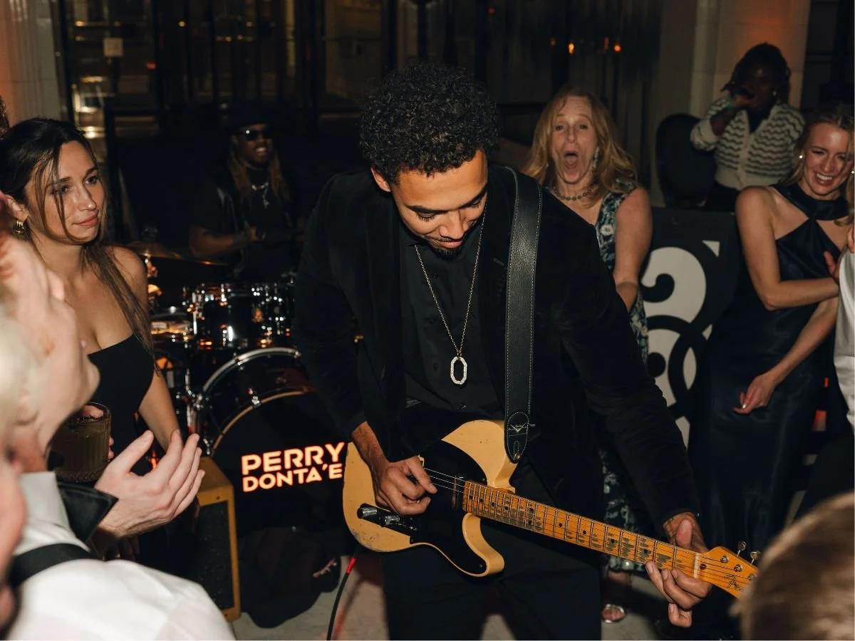 Live wedding musician in Chicago