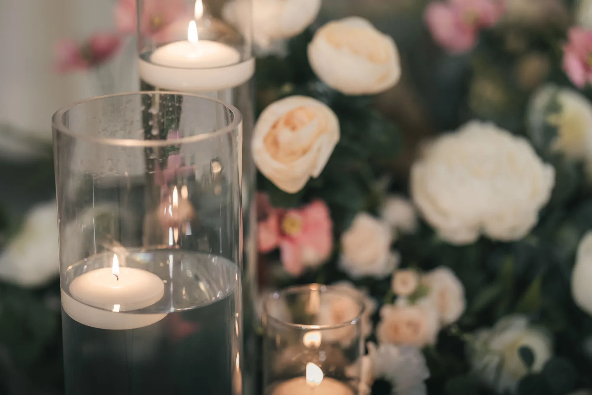 Floating candles and flowers at Melissa and Jim’s Remlik’s wedding.