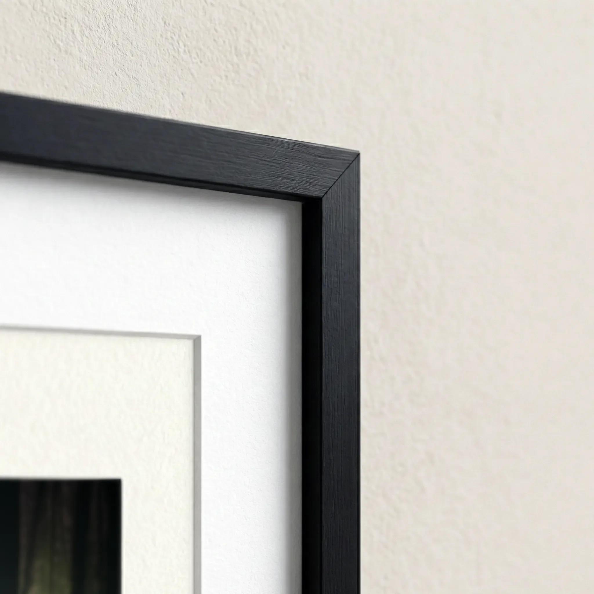 Black gallery frame corner detail