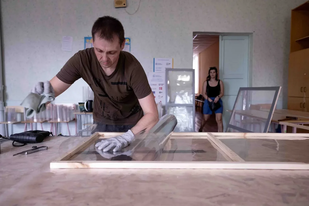 Insulate Ukraine V2 emergency window being produced in Nikopol