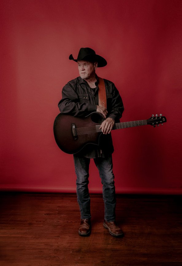 Paul Staggs country music artist portrait photographed by JME Studios in Tyler Texas