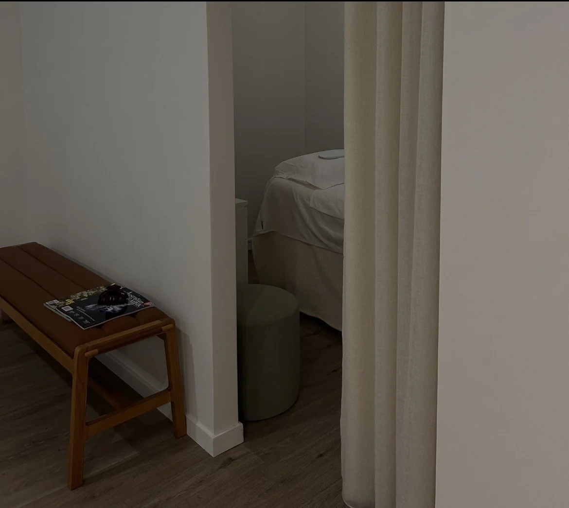 Lymphatic drainage massage treatment at Forma Beauty Noosa