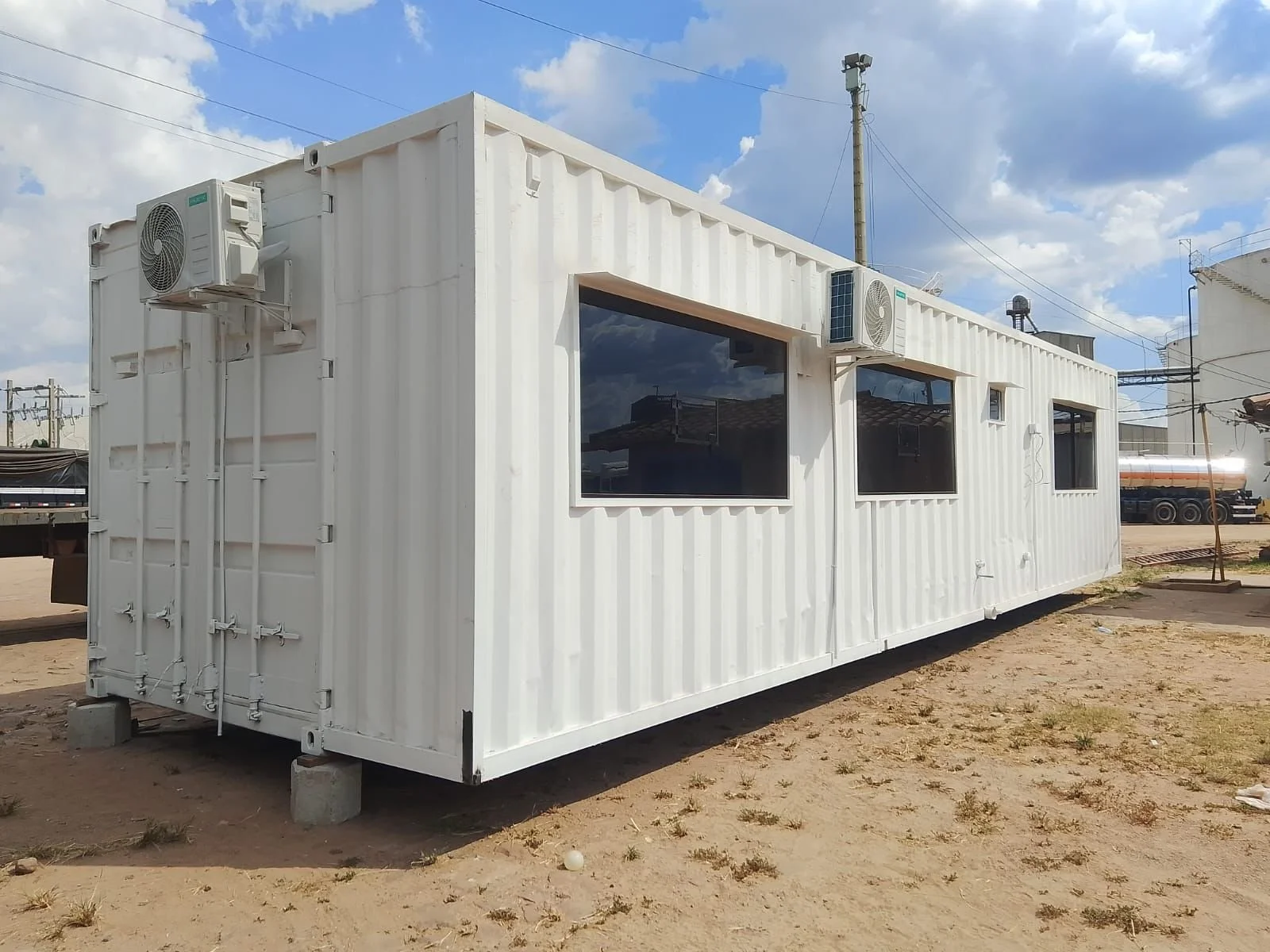 Oficina portuaria contenedor exterior Paraguay