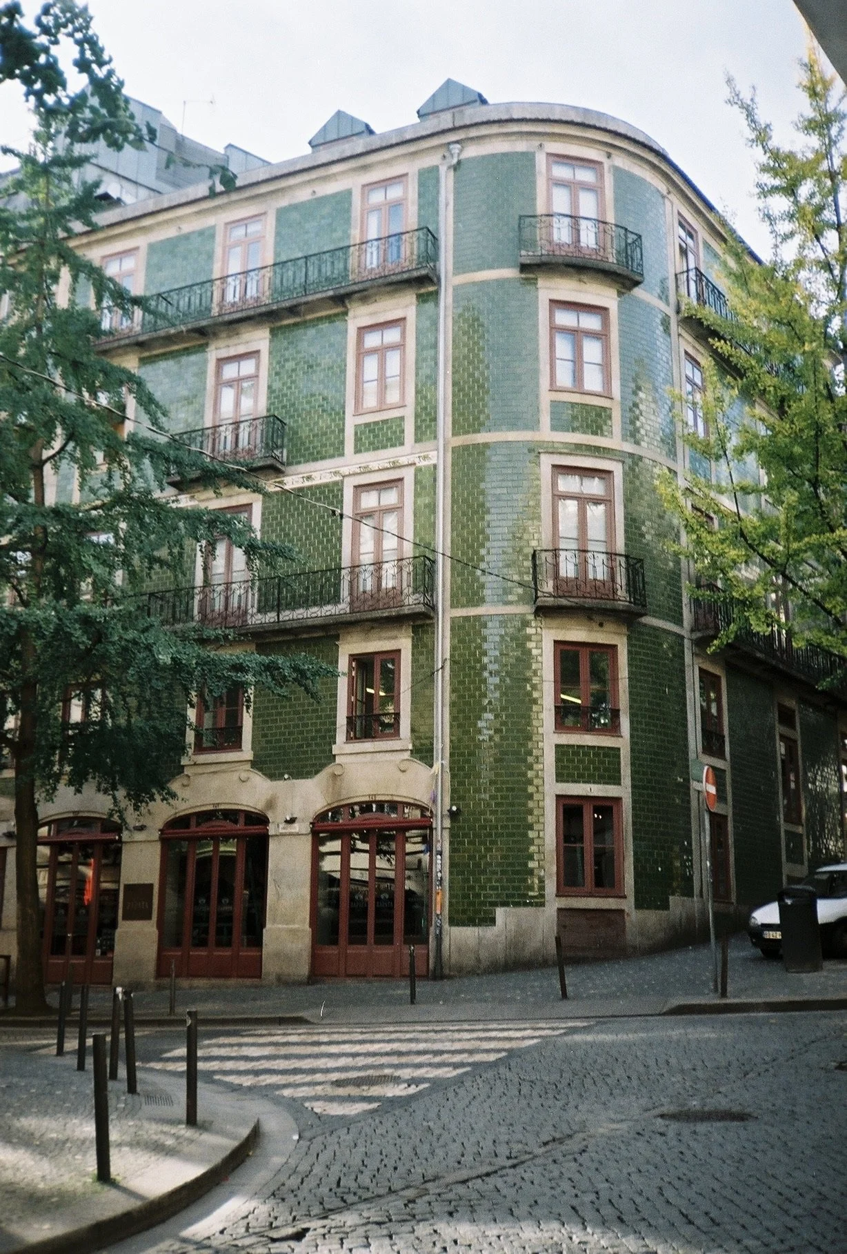 Lisbon cafe