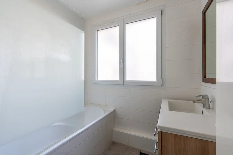 Salle de bains – Rue Fabre d'Églantine, Paris 12e