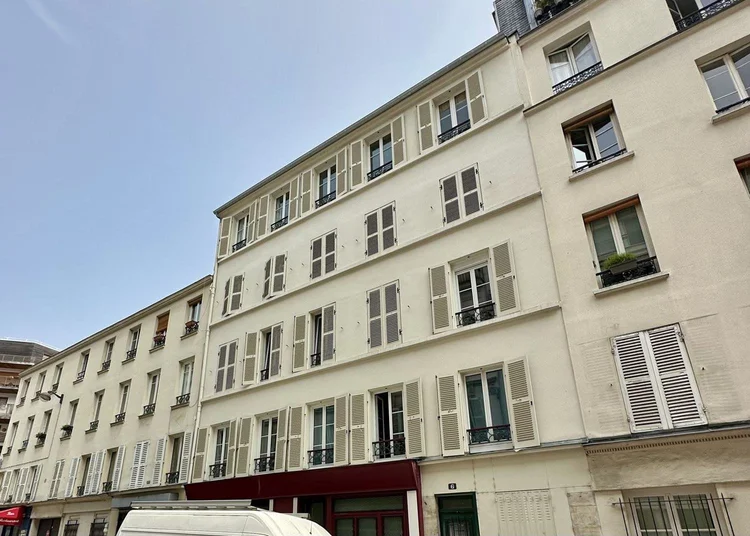 Façade et vues – Rue Pierre Dupont, Paris 10e