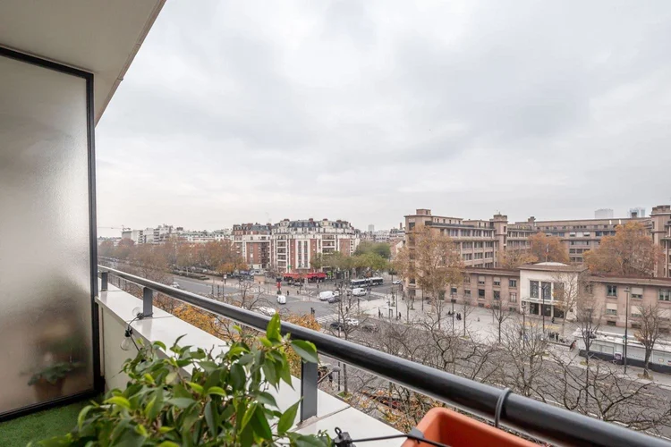 Façade et vues – Cours de Vincennes, Paris 12e