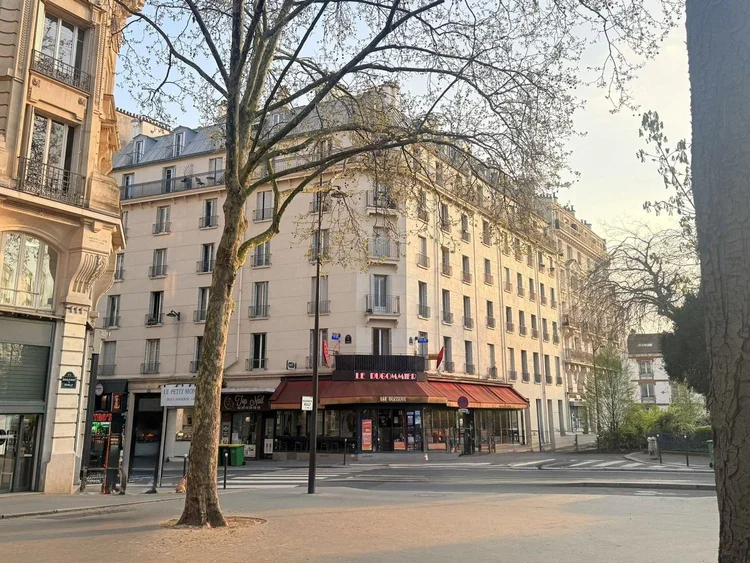Façade et vues – Rue de Charenton, Paris 12e