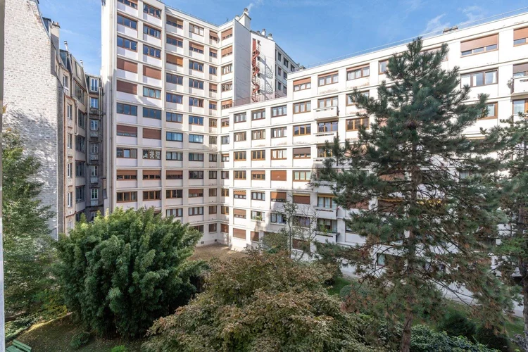 Façade et vues – Rue Fabre d'Églantine, Paris 12e