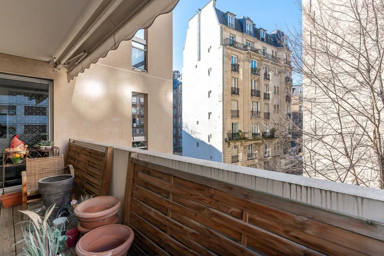 Façade et vues – Rue Fabre d'Églantine, Paris 12e