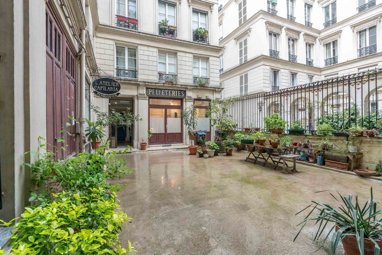 Parties communes – Rue d'Enghien, Paris 10e