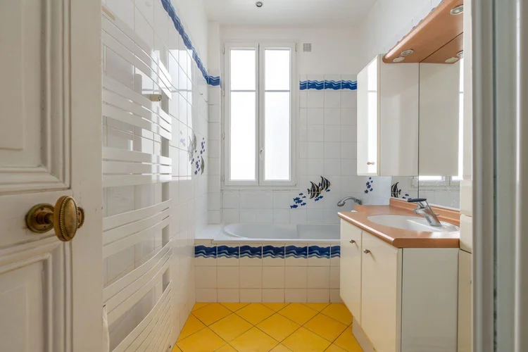 Salle de bains – Avenue du Bel-Air, Paris 12e