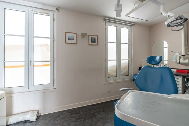 Cabinets et bureaux – Cours de Vincennes, Paris 12e