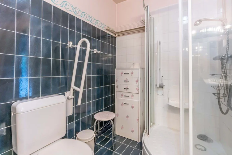 Salle de bains – Rue Fabre d'Églantine, Paris 12e