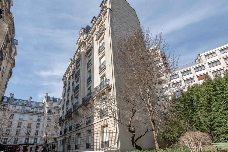 Façade et vues – Rue Fabre d'Églantine, Paris 12e