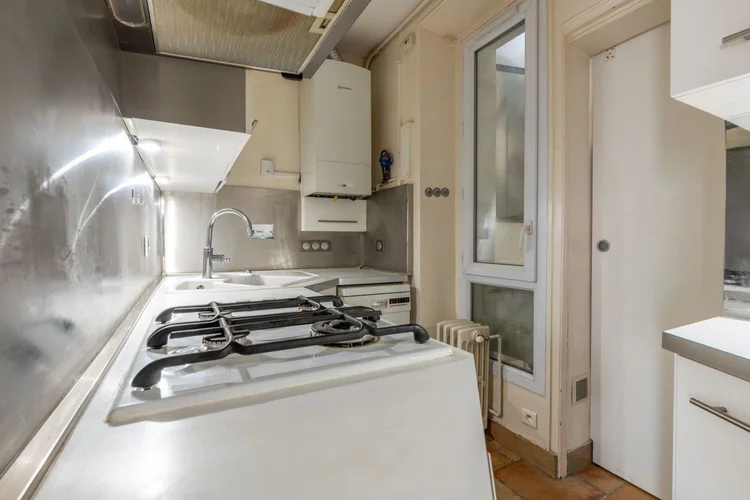 Cuisine – Avenue Daumesnil, Paris 12e