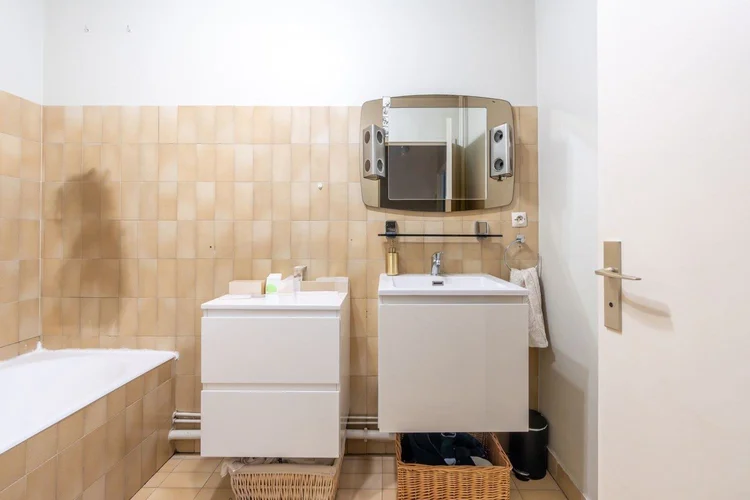 Salle de bains – Rue Fabre d'Églantine, Paris 12e