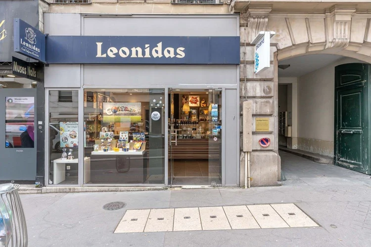 Devanture – Rue de Charenton, Paris 12e