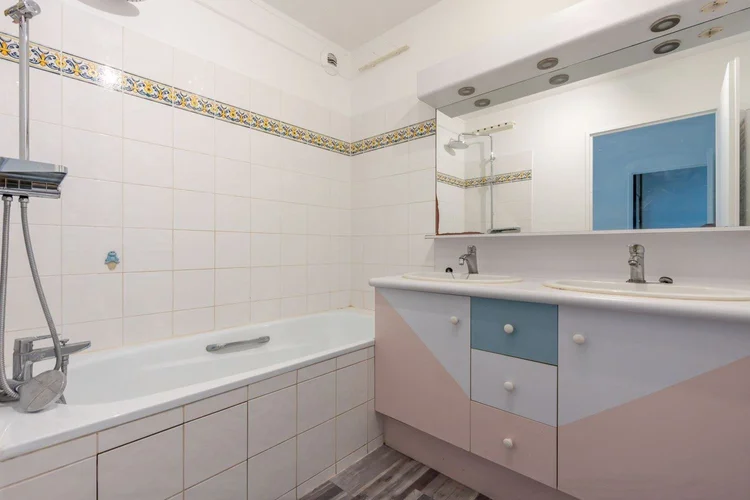 Salle de bains – Rue de Conflans, Charenton-le-Pont