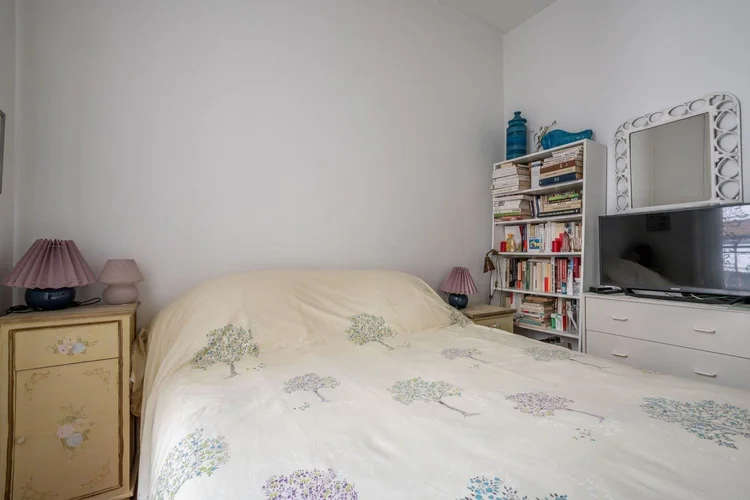 Chambres – Rue Fabre d'Églantine, Paris 12e