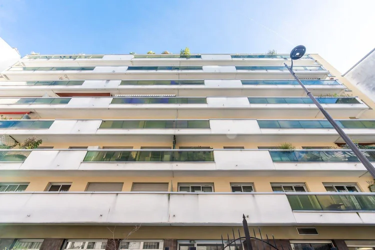 Façade et vues – Rue Beccaria, Paris 12e