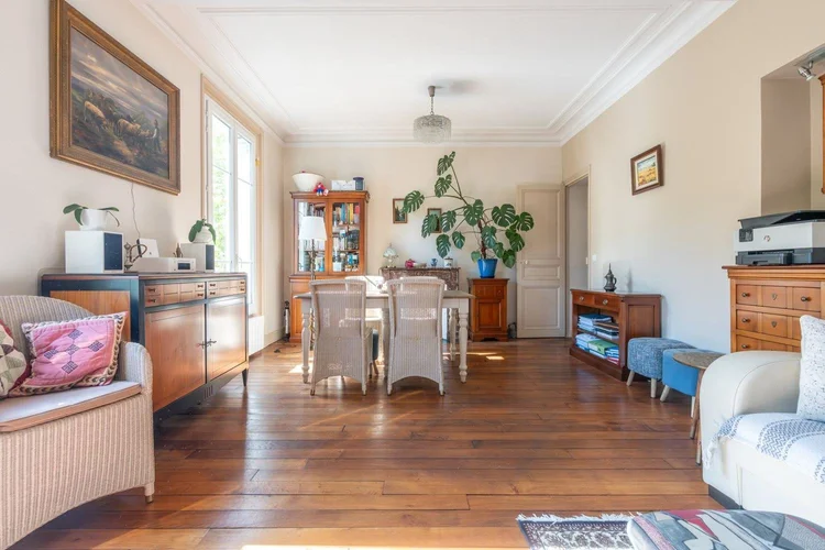 Séjour – Avenue Daumesnil, Paris 12e