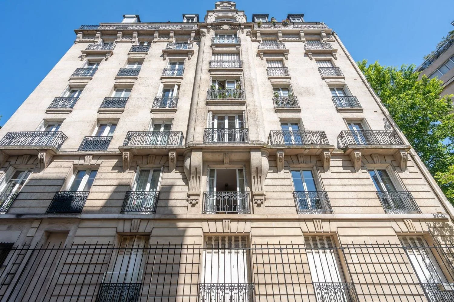 Rue Fabre d'Églantine, Paris 12e
