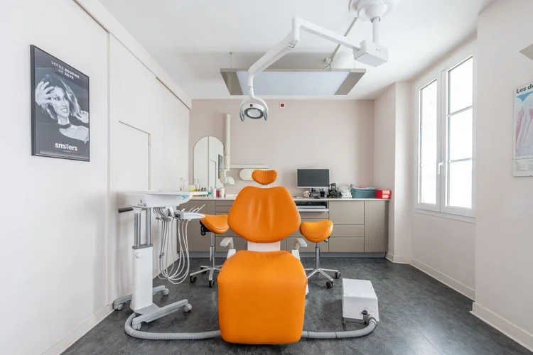 Cabinets et bureaux – Cours de Vincennes, Paris 12e