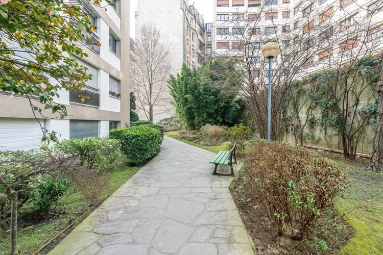 Parties communes – Rue Fabre d'Églantine, Paris 12e