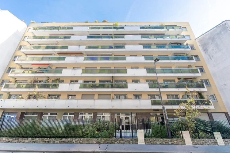 Façade et vues – Rue Beccaria, Paris 12e