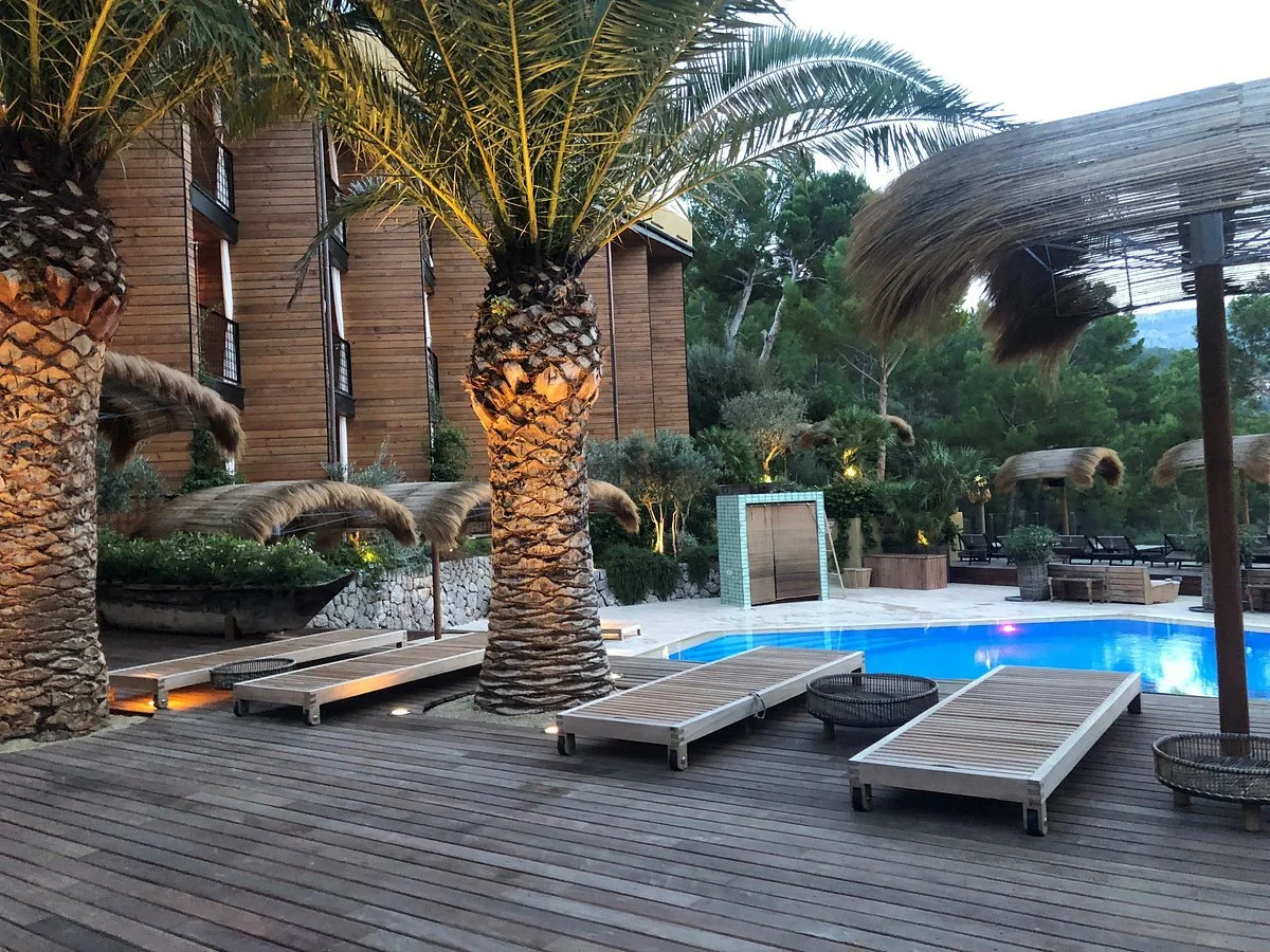 Bikini Island Mountain