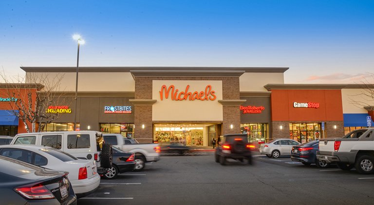 Michael's Plaza