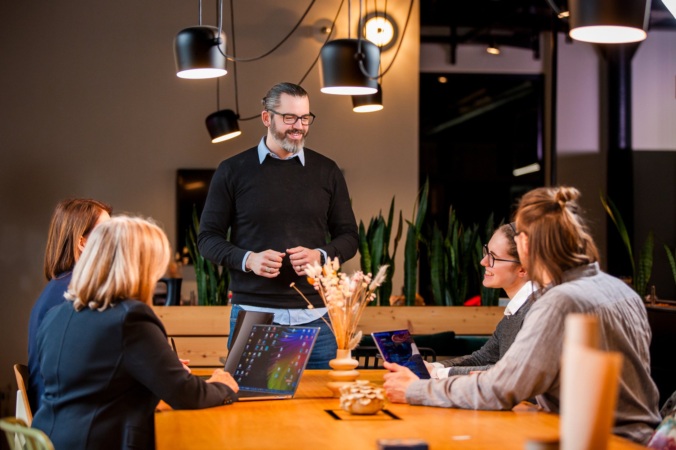 Carave.Video Briefing Gespräch