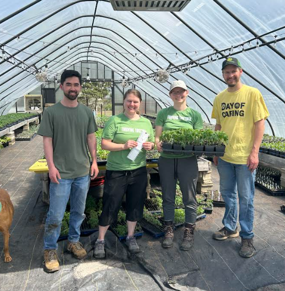 Volunteer at Crown Point