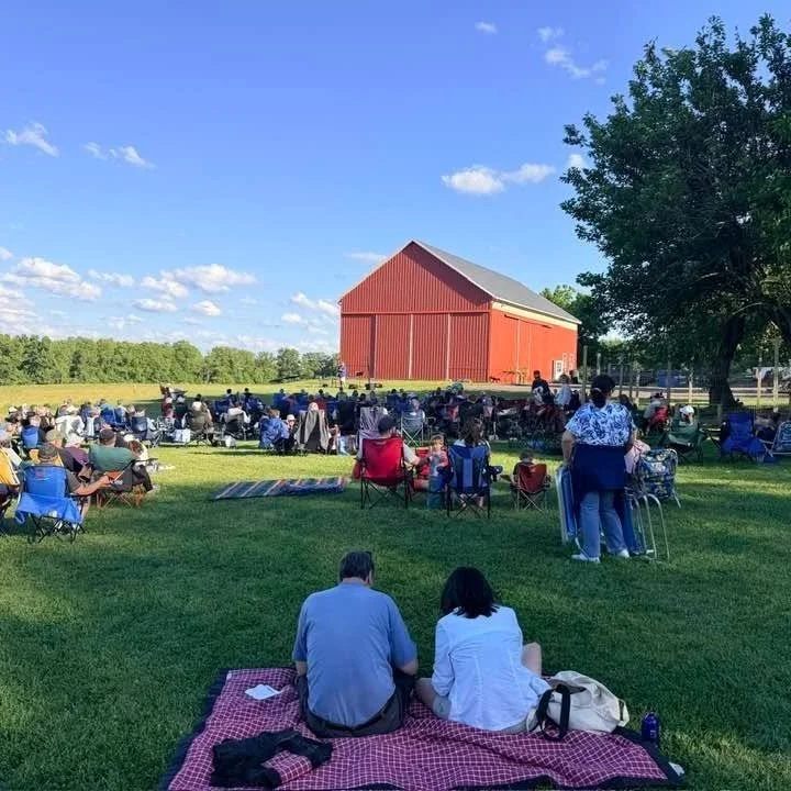 Live music in the meadow at Crown Point
