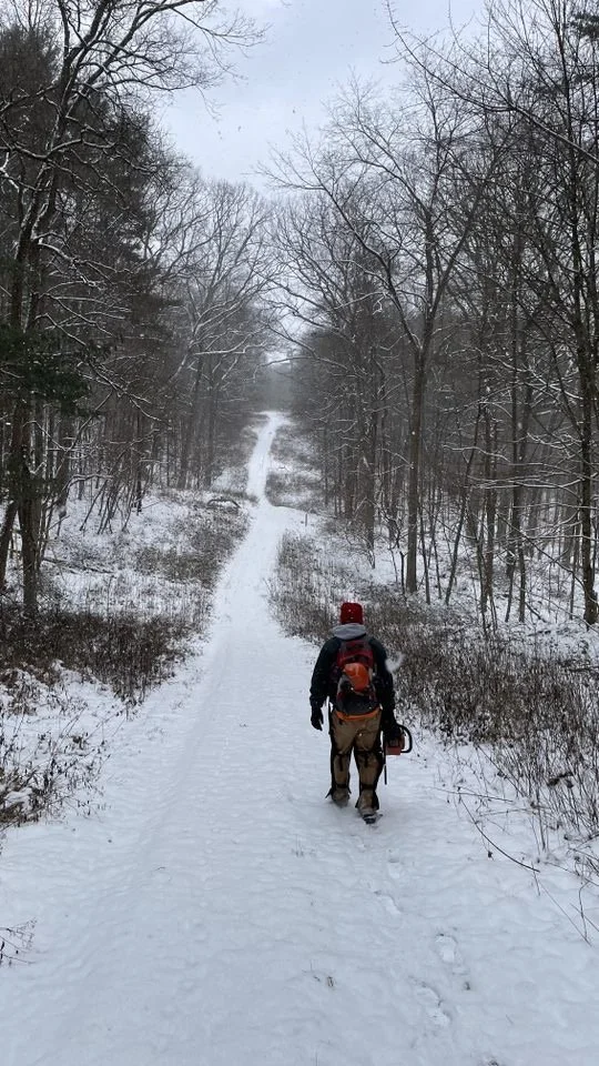 MMBC volunteers maintaining trails