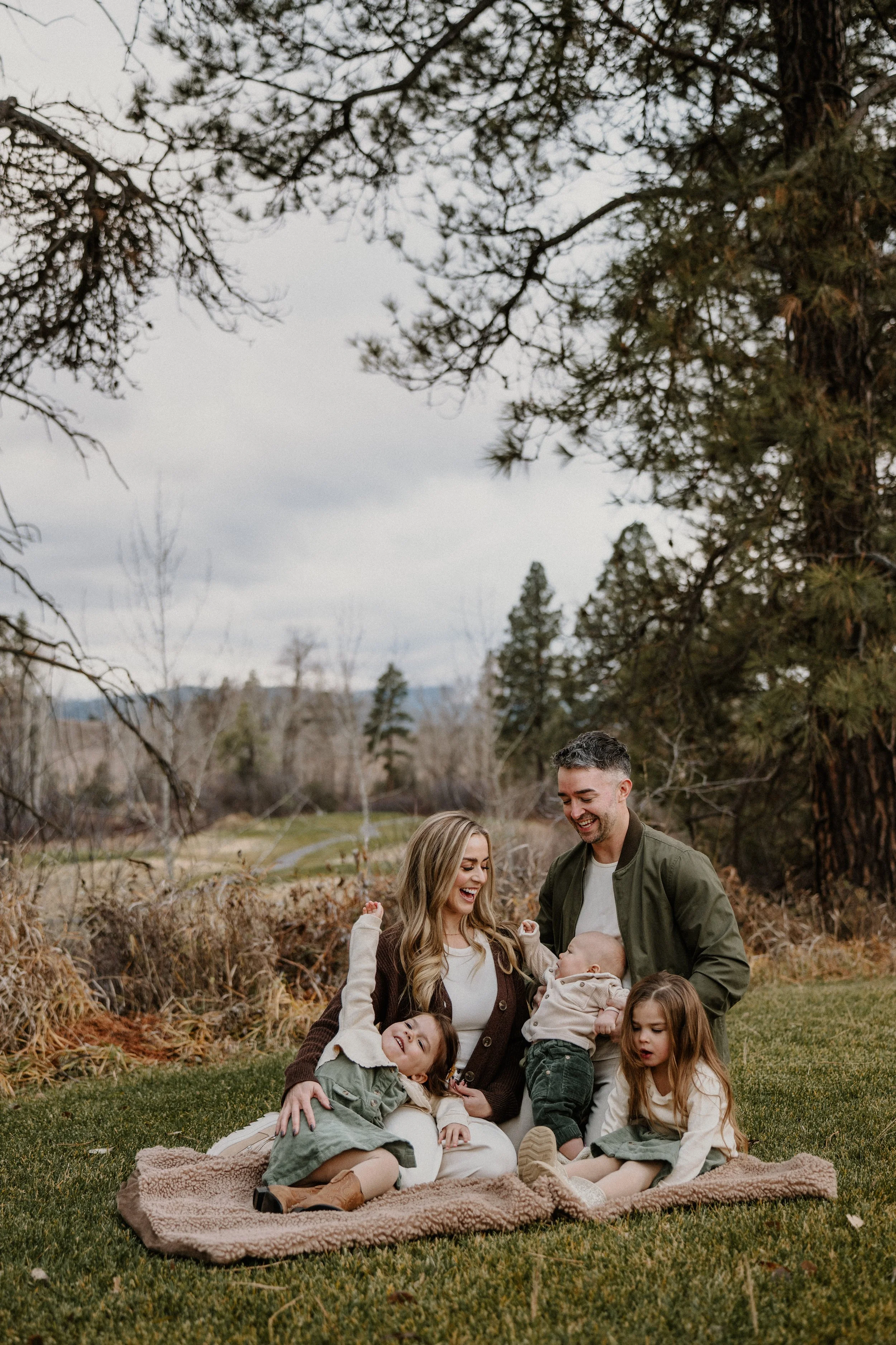 Family maternity photography session in the mountains near Kalispell and Whitefish Montana by Stan Todorov Photography