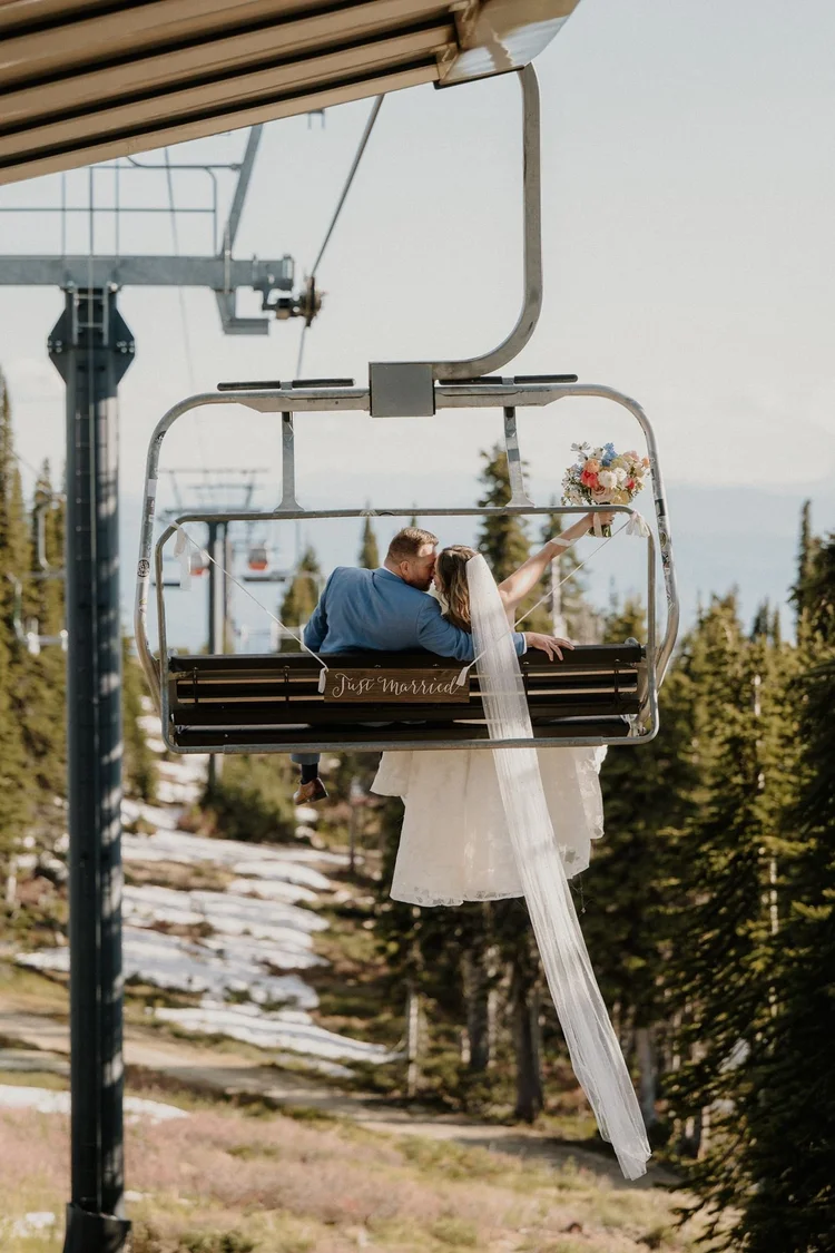 Elopement couple photographed by Stan Todorov in Montana