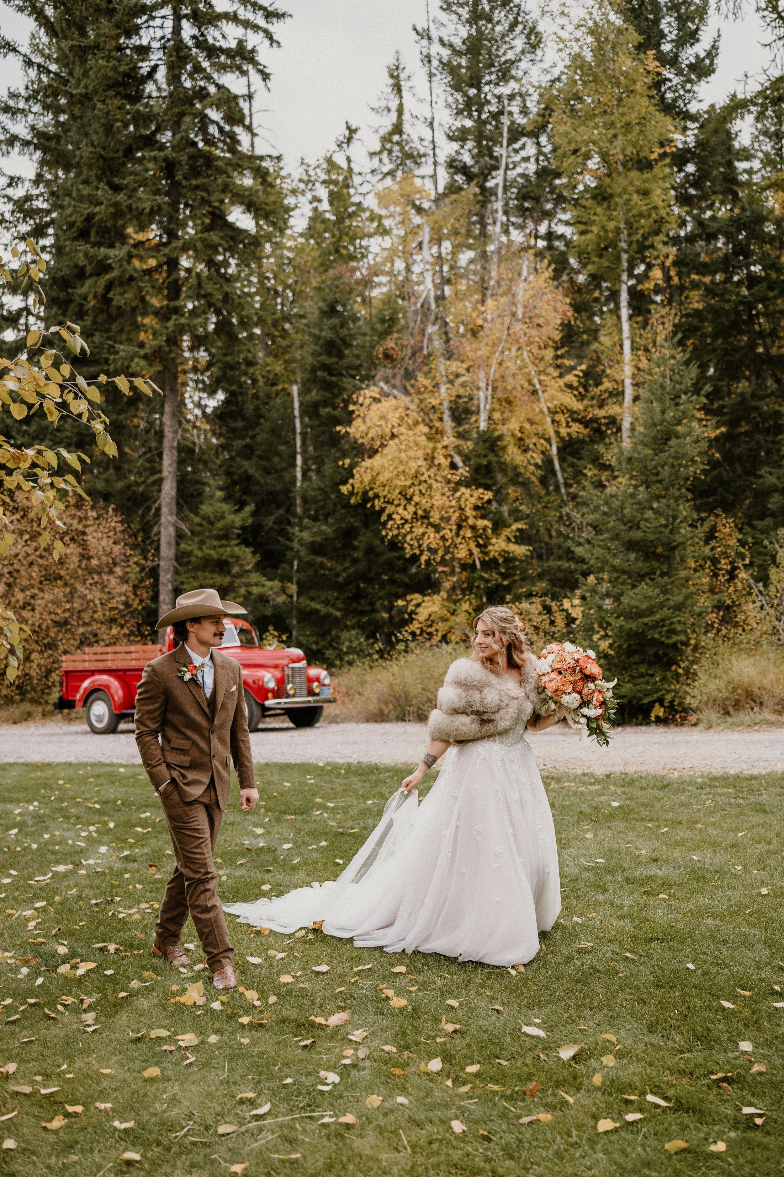 Candid Montana wedding content captured in the Flathead Valley